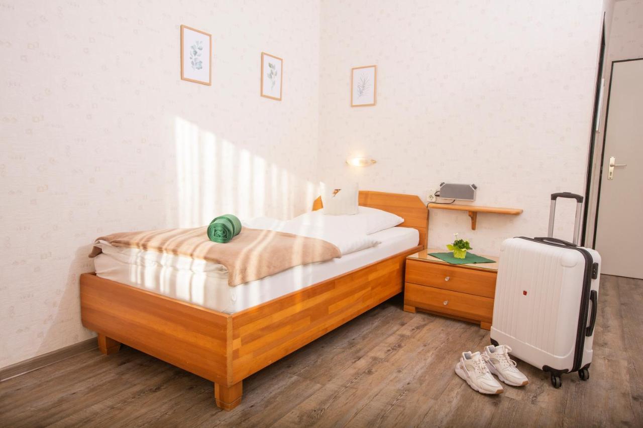 Hotel-Pension Haus Holtdirk Lippstadt Exteriör bild